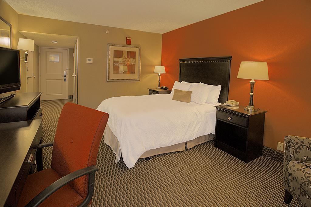 Hampton Inn Asheville - Biltmore Area מראה חיצוני תמונה