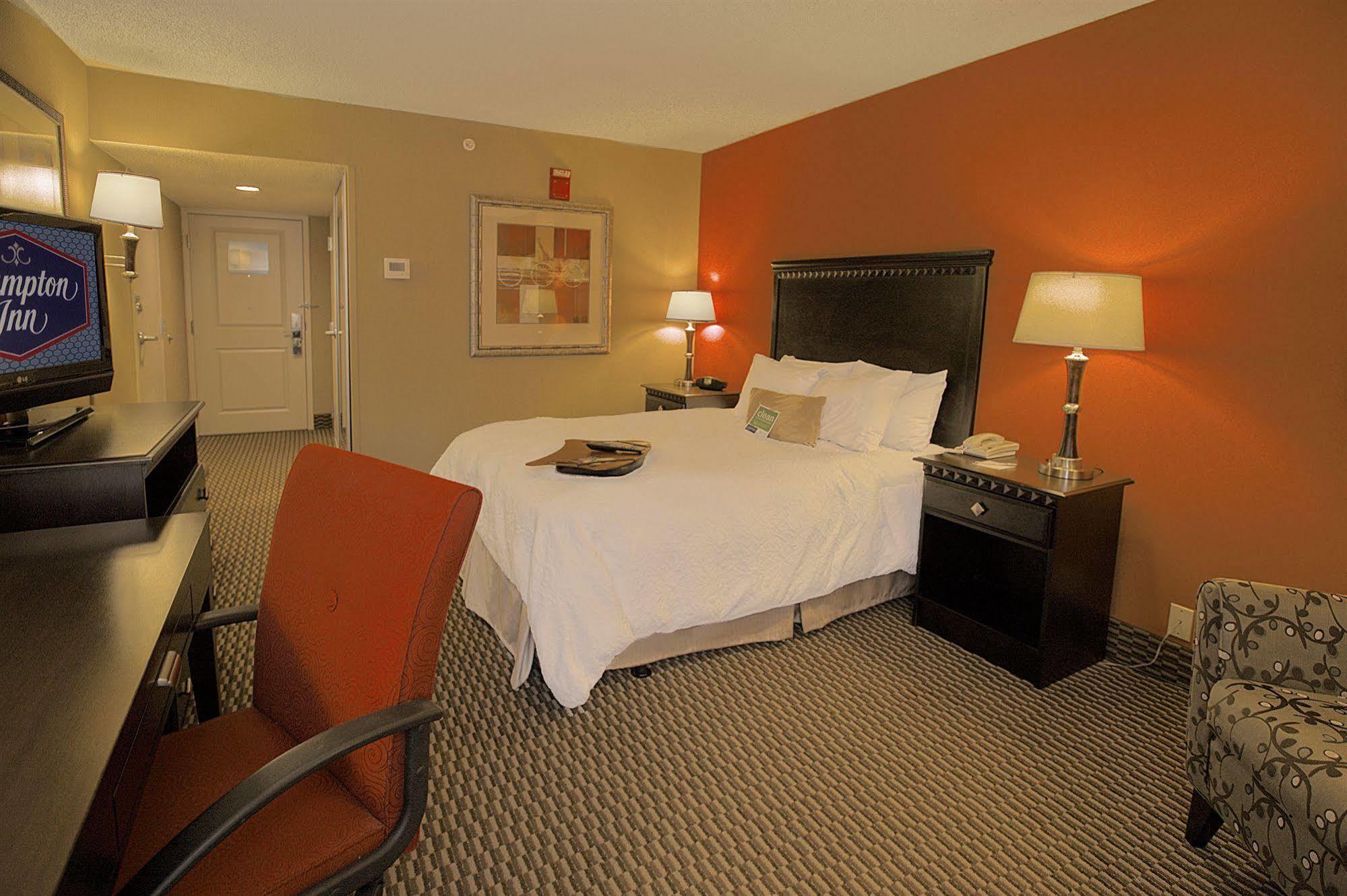 Hampton Inn Asheville - Biltmore Area מראה חיצוני תמונה